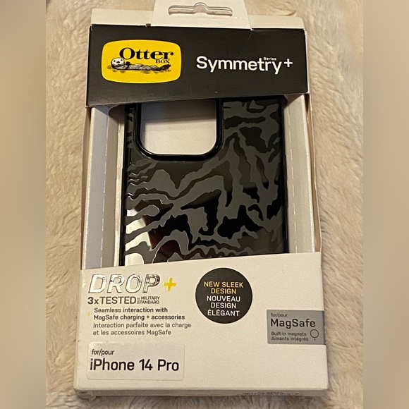 OtterBox Symmetry+ Series Protective Case iPhone 14 Pro Black with MagSafe NWT - Picture 2 of 5